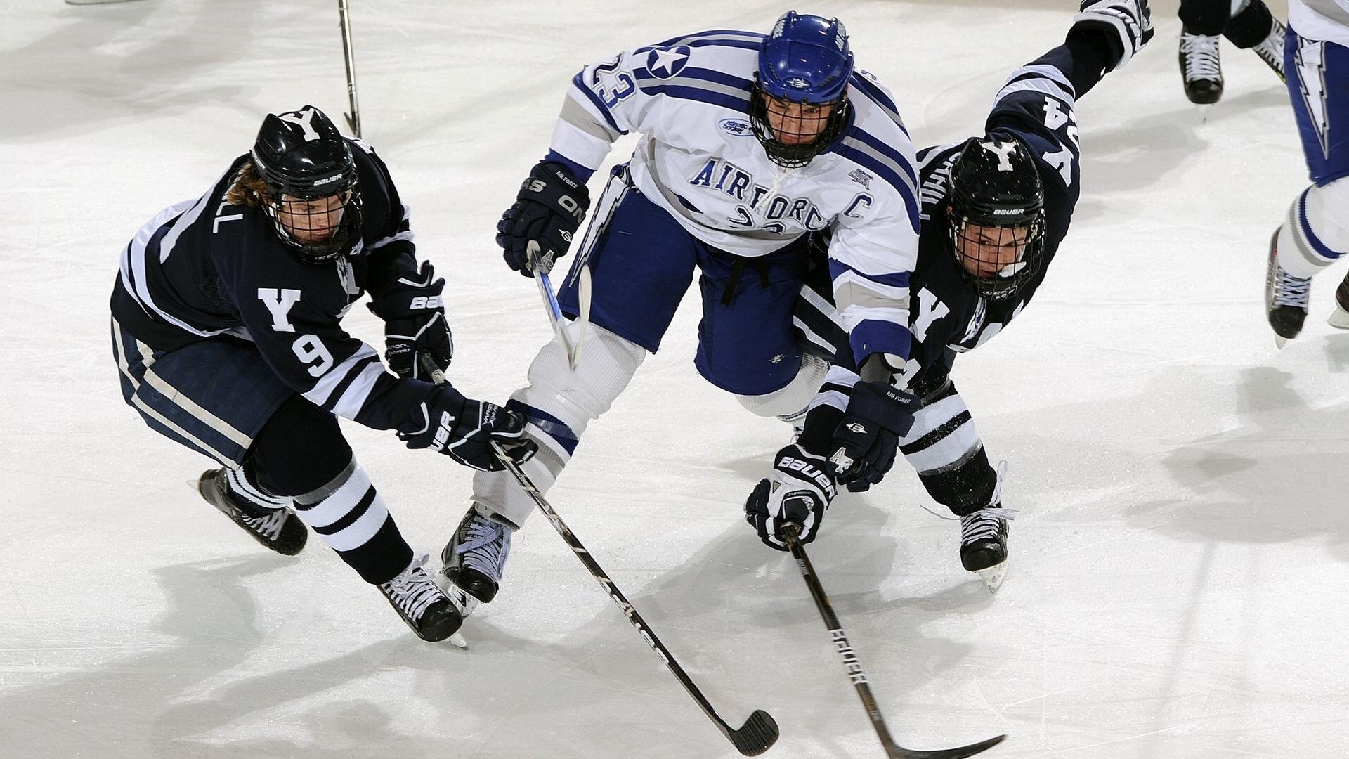 【哈珀连续多打点】费城人明星布莱斯·哈珀成比赛焦点，布莱斯-哈珀